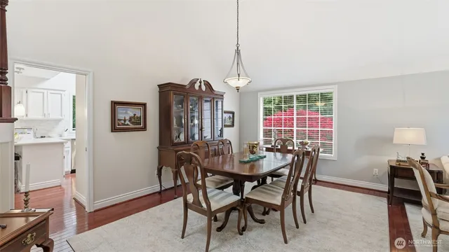 $1,425,000 | 4352 243rd Avenue Southeast, Sammamish, WA 98029