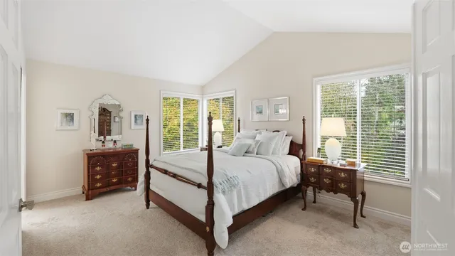 $1,425,000 | 4352 243rd Avenue Southeast, Sammamish, WA 98029