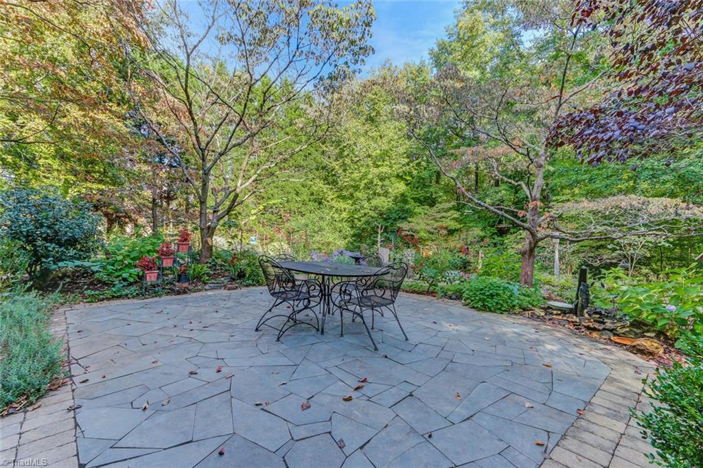 5726 Oak Tree Road Greensboro, NC 27455 - Photo 29 of 30 Gallery Image 29