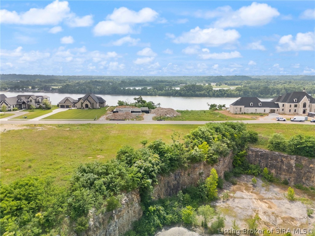 8009 Limestone Ridge Way Jeffersonville, IN 47130 - Photo 11 of 18