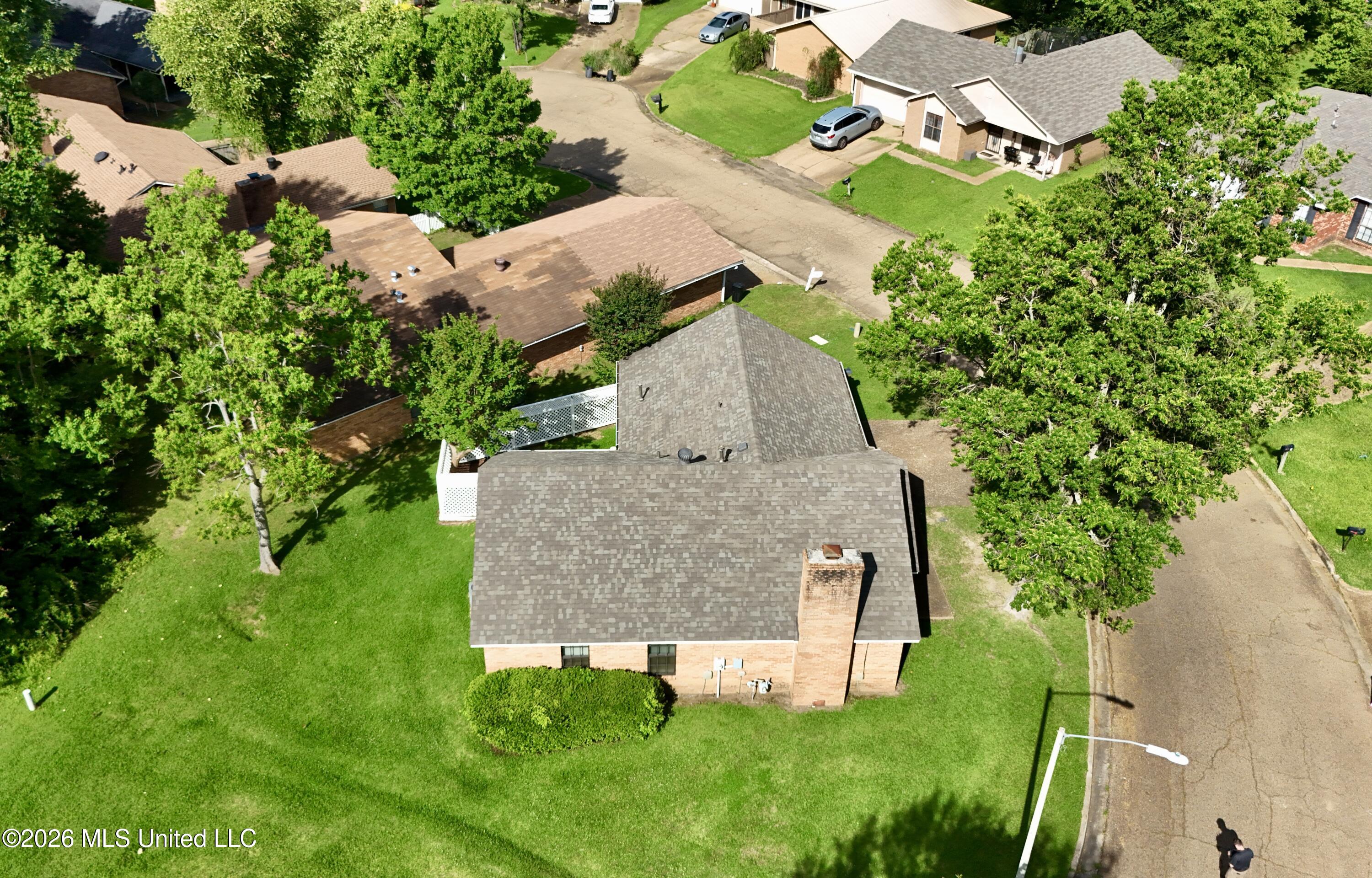 102 Marys Cove Clinton, MS 39056 - Photo 37 of 38 dji_fly_20260609_093326_0109_17810146674