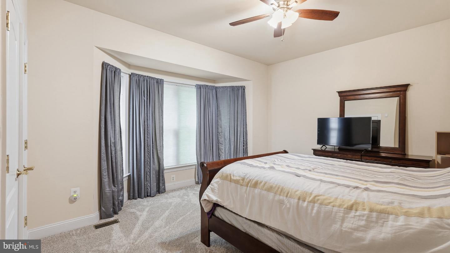 13301 Dumfries Road Manassas, VA 20112 - Photo 25 of 49 Gallery Image 25