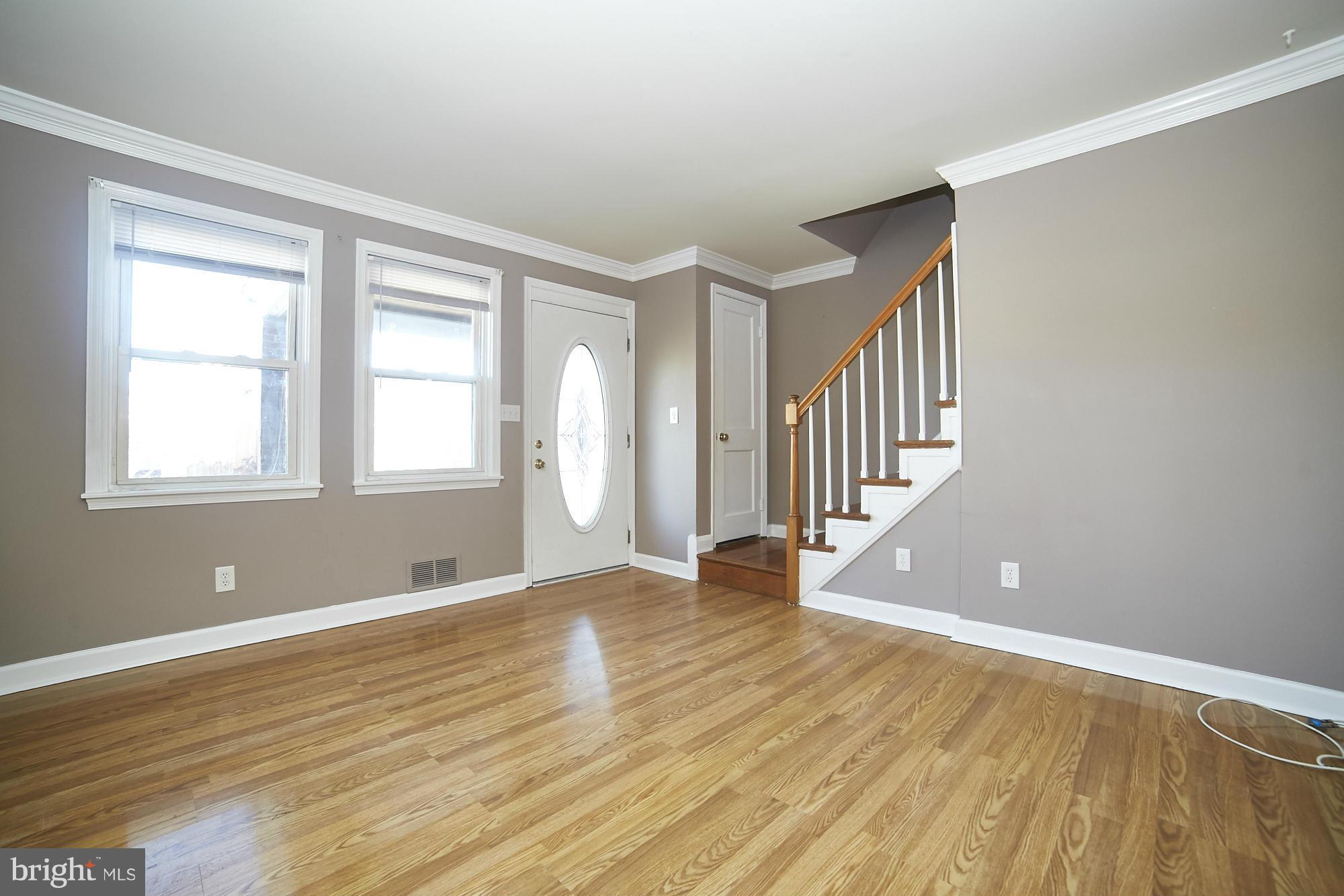 1618 Searles Road Dundalk, MD 21222 - Photo 2 of 20 Family Room