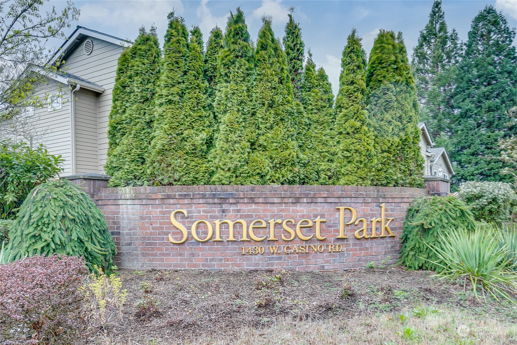 1430 West Casino Road, Unit 213 Everett, WA 98204 - Photo 29 of 31 a view of sign board