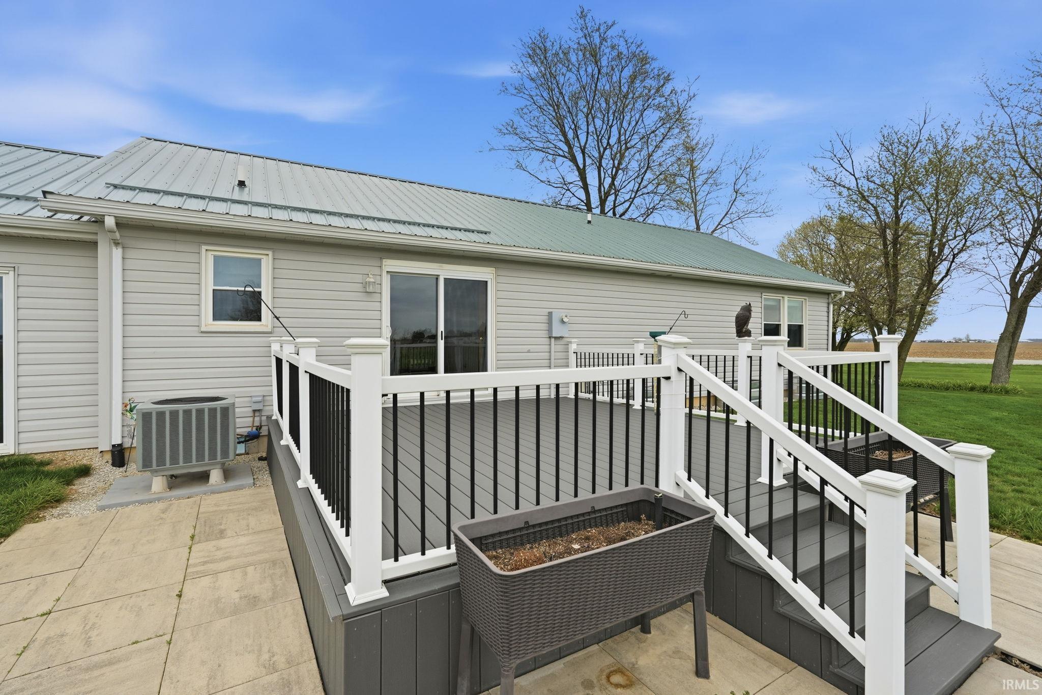 5510 South Warren Road Warren, IN 46792 - Photo 34 of 36