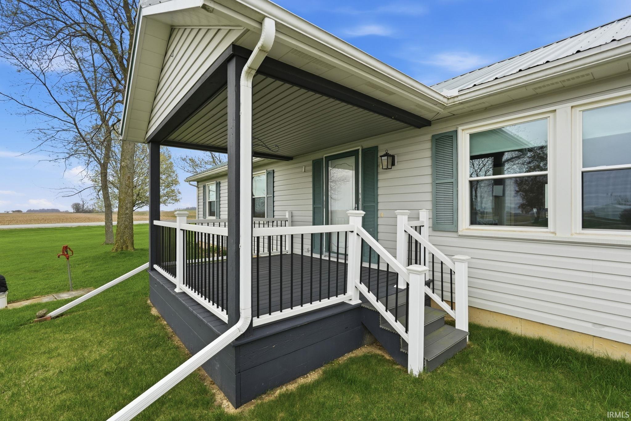 5510 South Warren Road Warren, IN 46792 - Photo 5 of 36