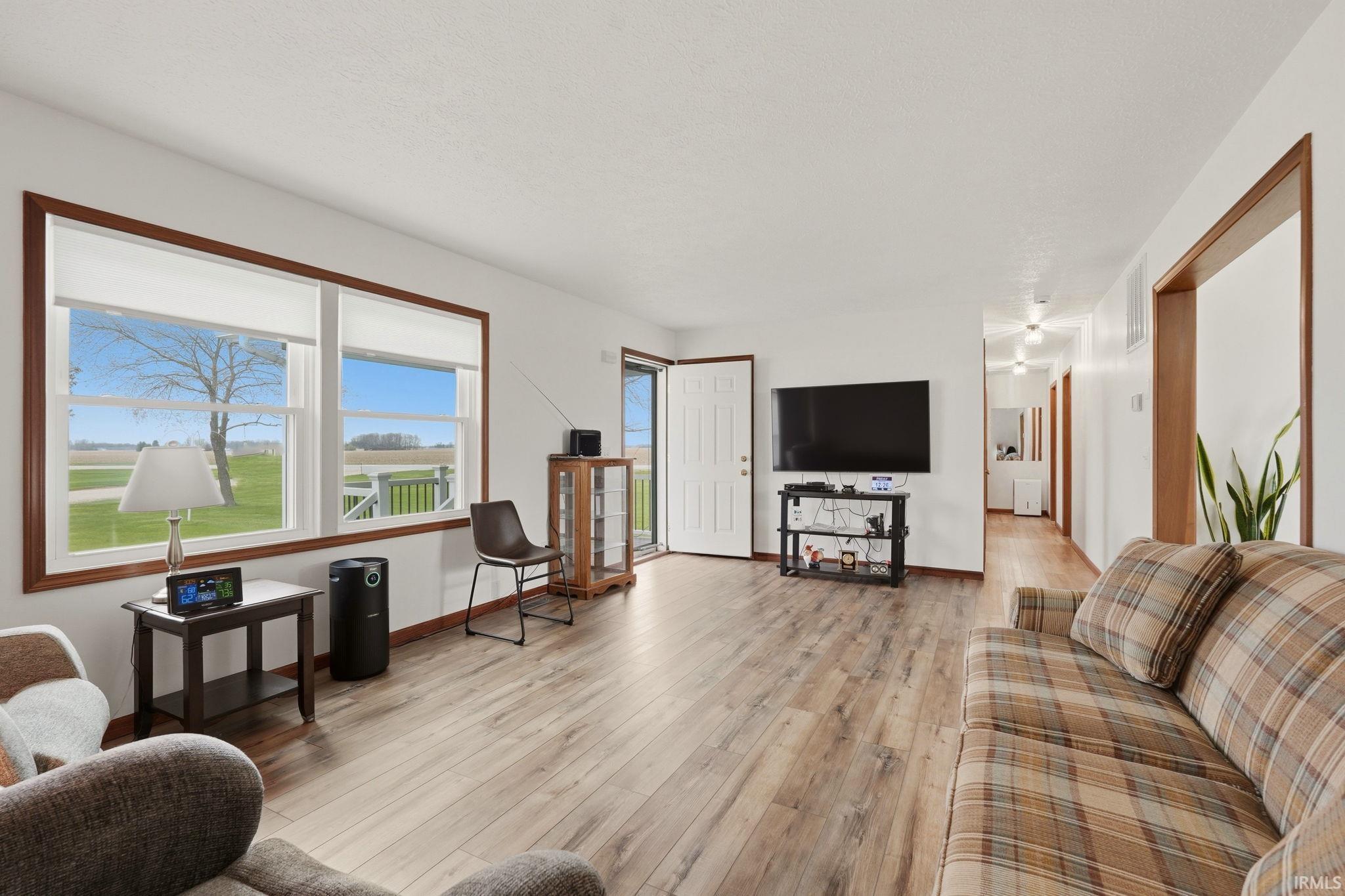 5510 South Warren Road Warren, IN 46792 - Photo 9 of 36