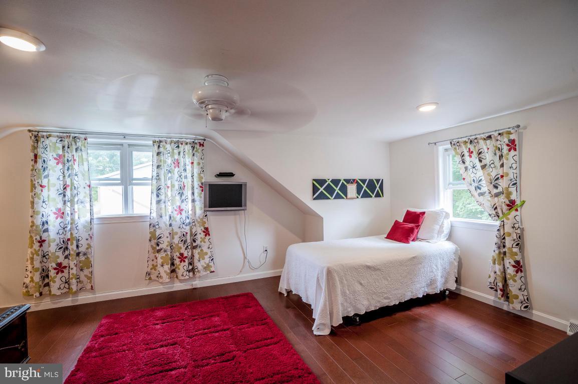26 Buttonwood Drive Lititz, PA 17543 - Photo 28 of 39 a bedroom with a large bed and a window