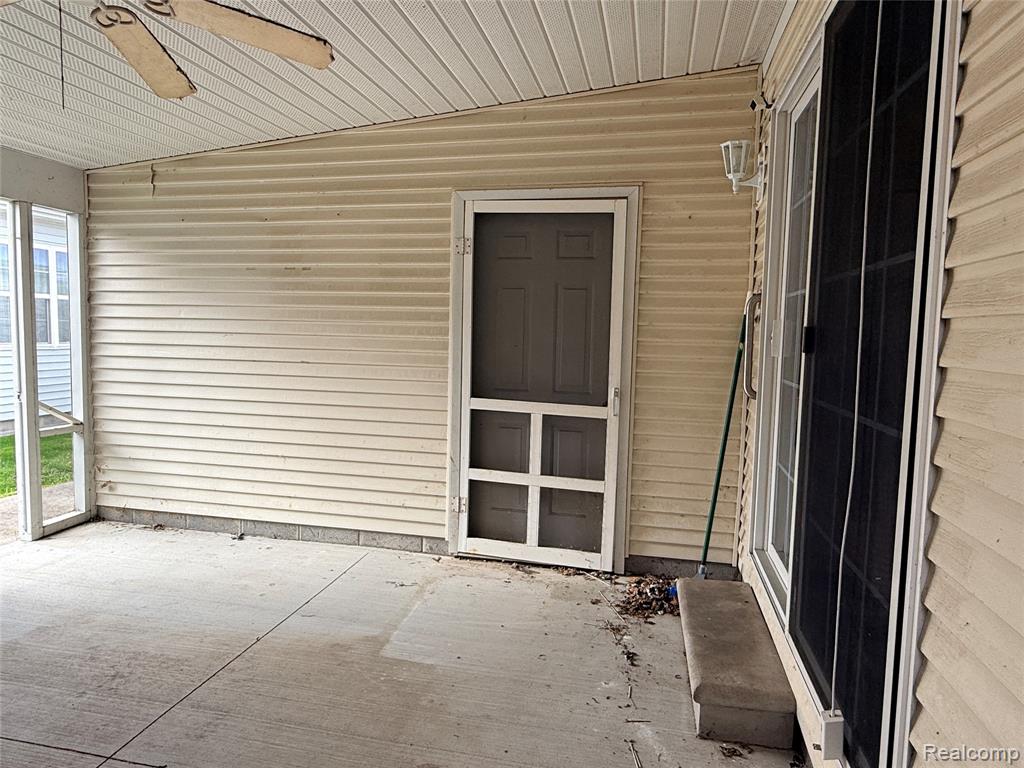 3211 Keewahdin Road, Unit 139 Fort Gratiot, MI 48059 - Photo 3 of 18