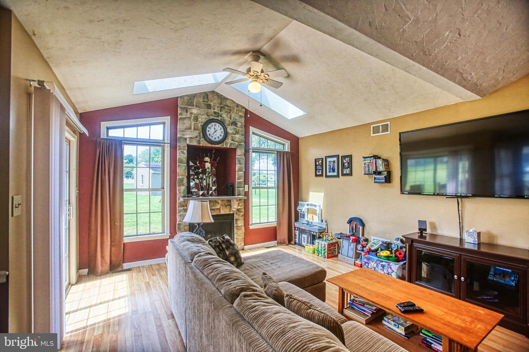 3591 Centennial Road Hanover, PA 17331 - Photo 5 of 19