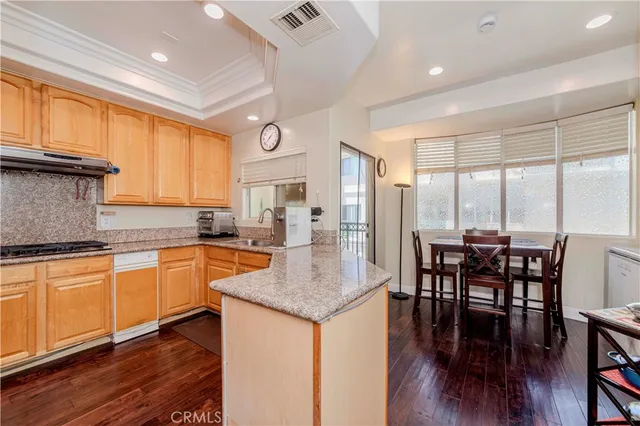 $1,239,000 | 4489 Spencer Street, Unit 224, Torrance, CA 90503