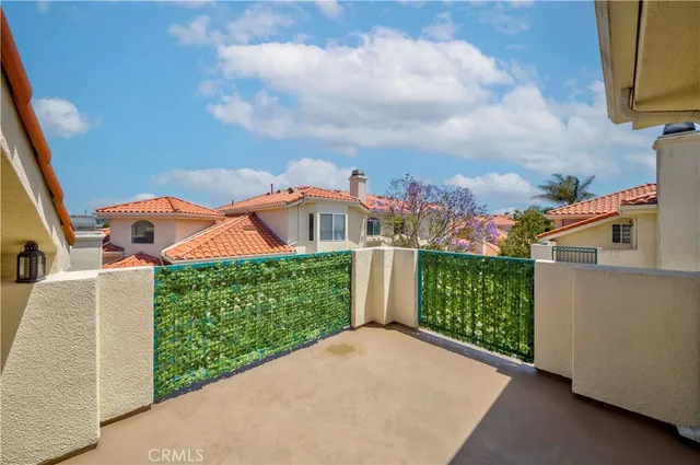 $1,239,000 | 4489 Spencer Street, Unit 224, Torrance, CA 90503