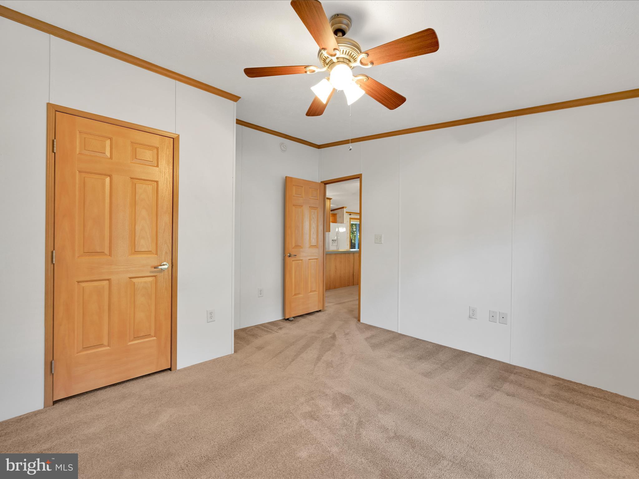 1044 Hemlock Circle Manheim, PA 17545 - Photo 21 of 31 an empty room with closet and windows