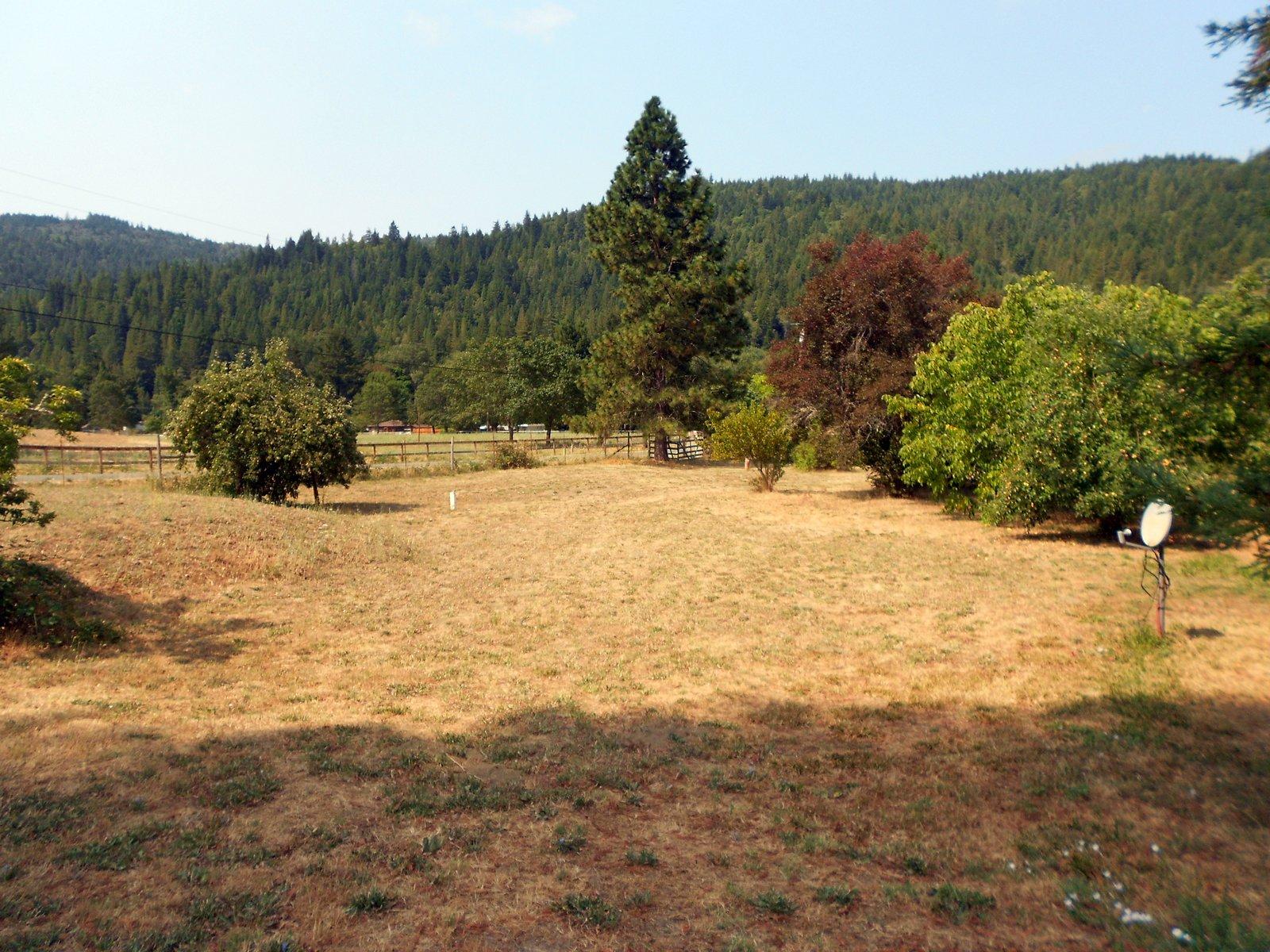 51 Phillipsville Road Phillipsville, CA 95559 - Photo 9 of 11