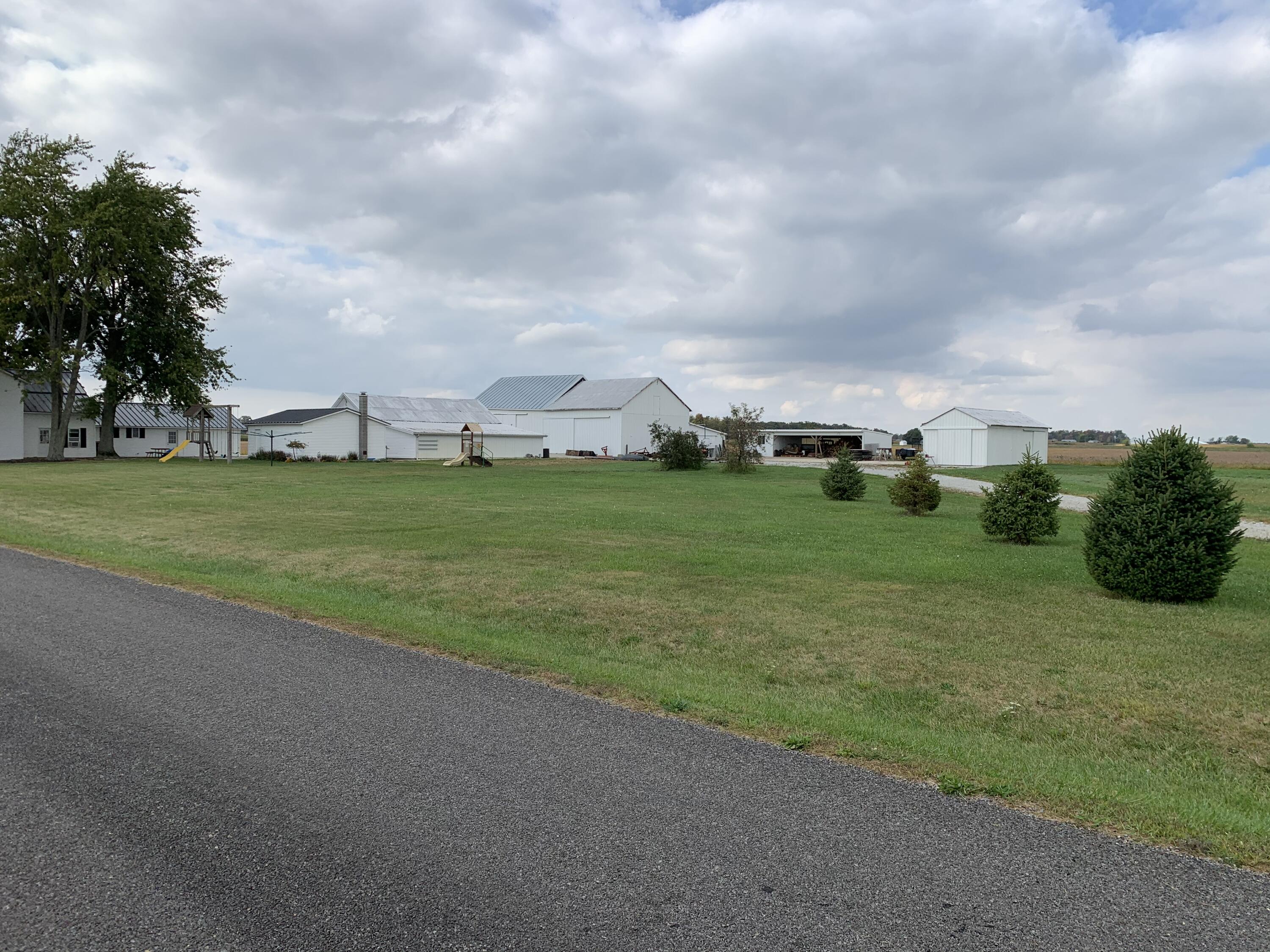 16461 Wells Road Anna, OH 45302 - Photo 2 of 36