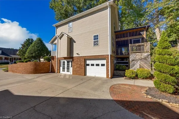 $363,000 | 131 Cahill Court, Winston-Salem, NC 27127