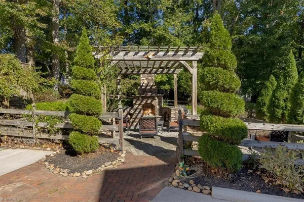 $363,000 | 131 Cahill Court, Winston-Salem, NC 27127