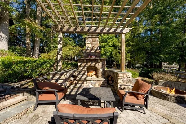 $363,000 | 131 Cahill Court, Winston-Salem, NC 27127