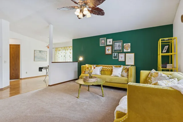 $405,000 | 561 Dresden Drive, Chaska, MN 55318