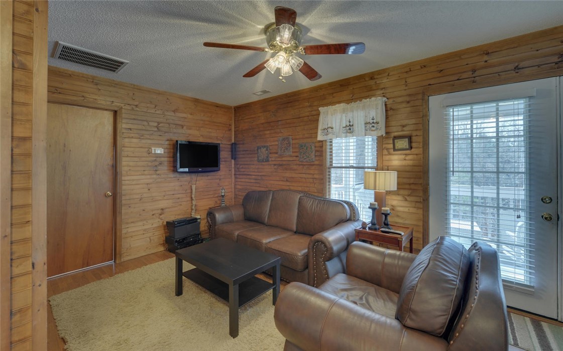 259 Capps Road Fair Play, SC 29643 - Photo 6 of 29 Gallery Image 6