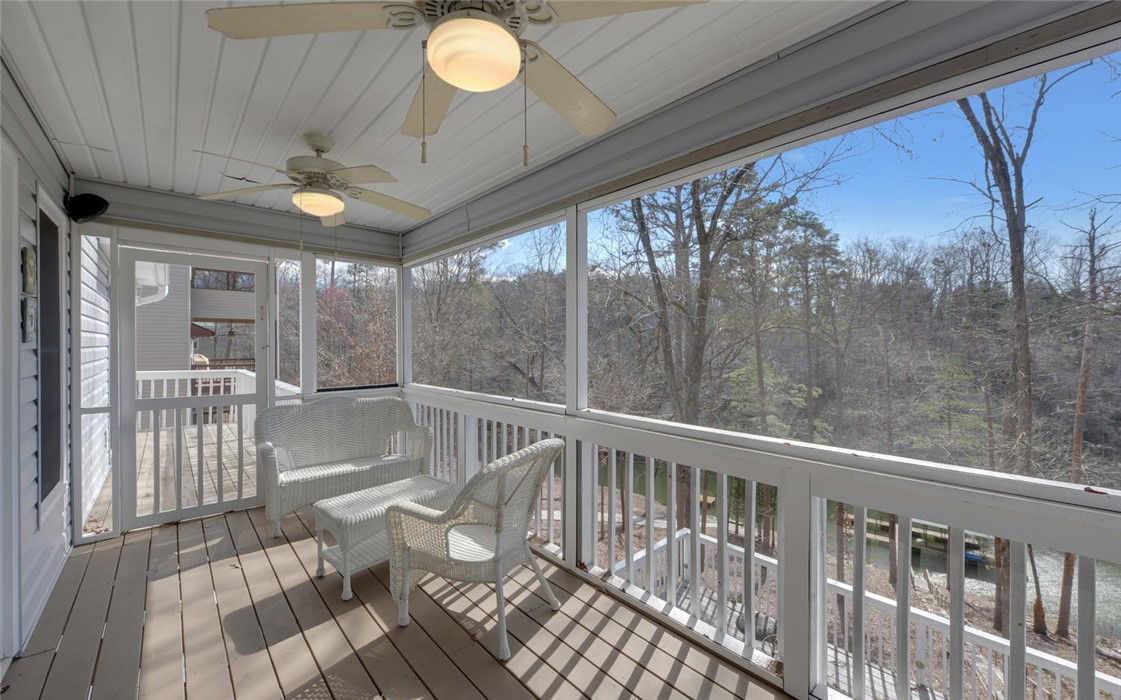 259 Capps Road Fair Play, SC 29643 - Photo 10 of 29 Gallery Image 10