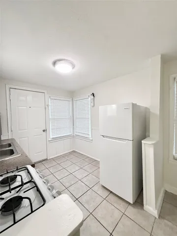 $750 | 2714 Carrolton Street, Unit BACK, Houston, TX 77023
