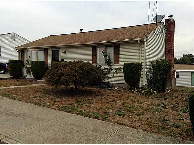 46 Oneida Street Pawtucket, RI 02860 - Photo 1 of 19 Exterior Front.