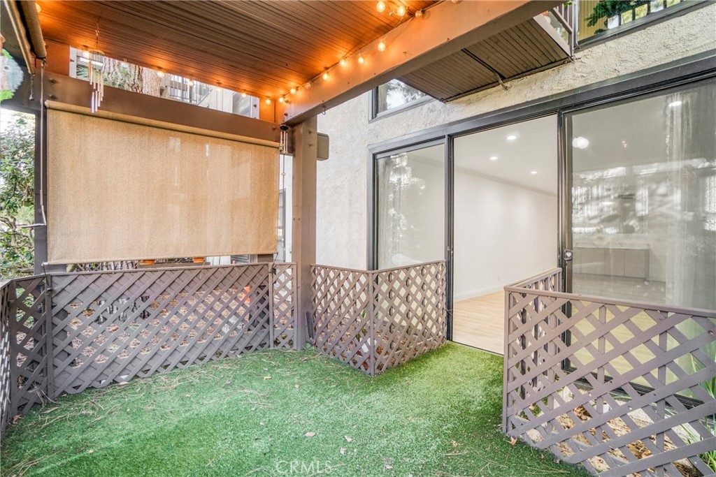7765 West 91st Street, Unit F1113 Playa del Rey, CA 90293 - Photo 13 of 41 a view of outdoor space and garden