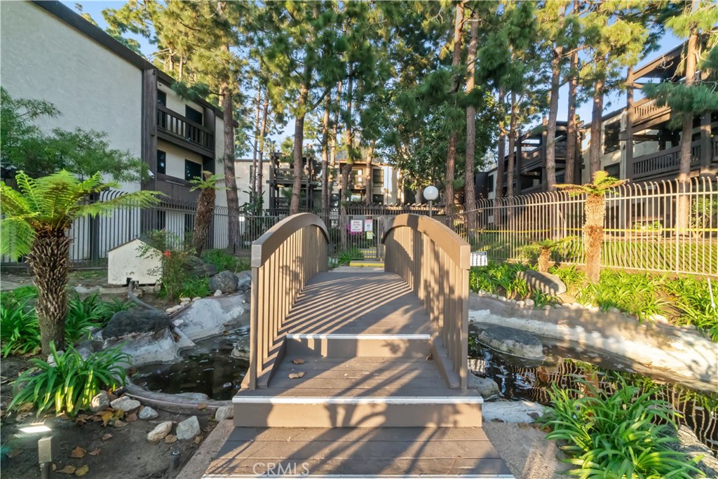 7765 West 91st Street, Unit F1113 Playa del Rey, CA 90293 - Photo 36 of 41 a view of outdoor space yard and patio