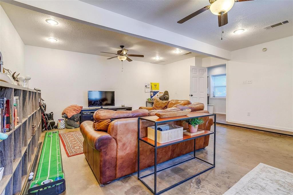 2212 Ridge Lane Grapevine, TX 76051 - Photo 28 of 39