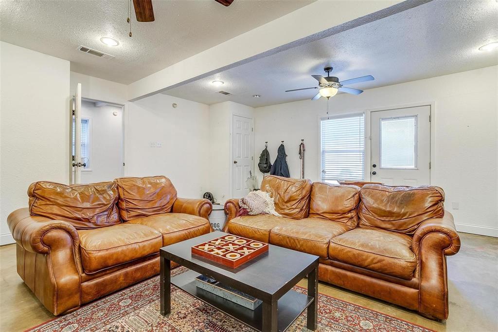 2212 Ridge Lane Grapevine, TX 76051 - Photo 29 of 39