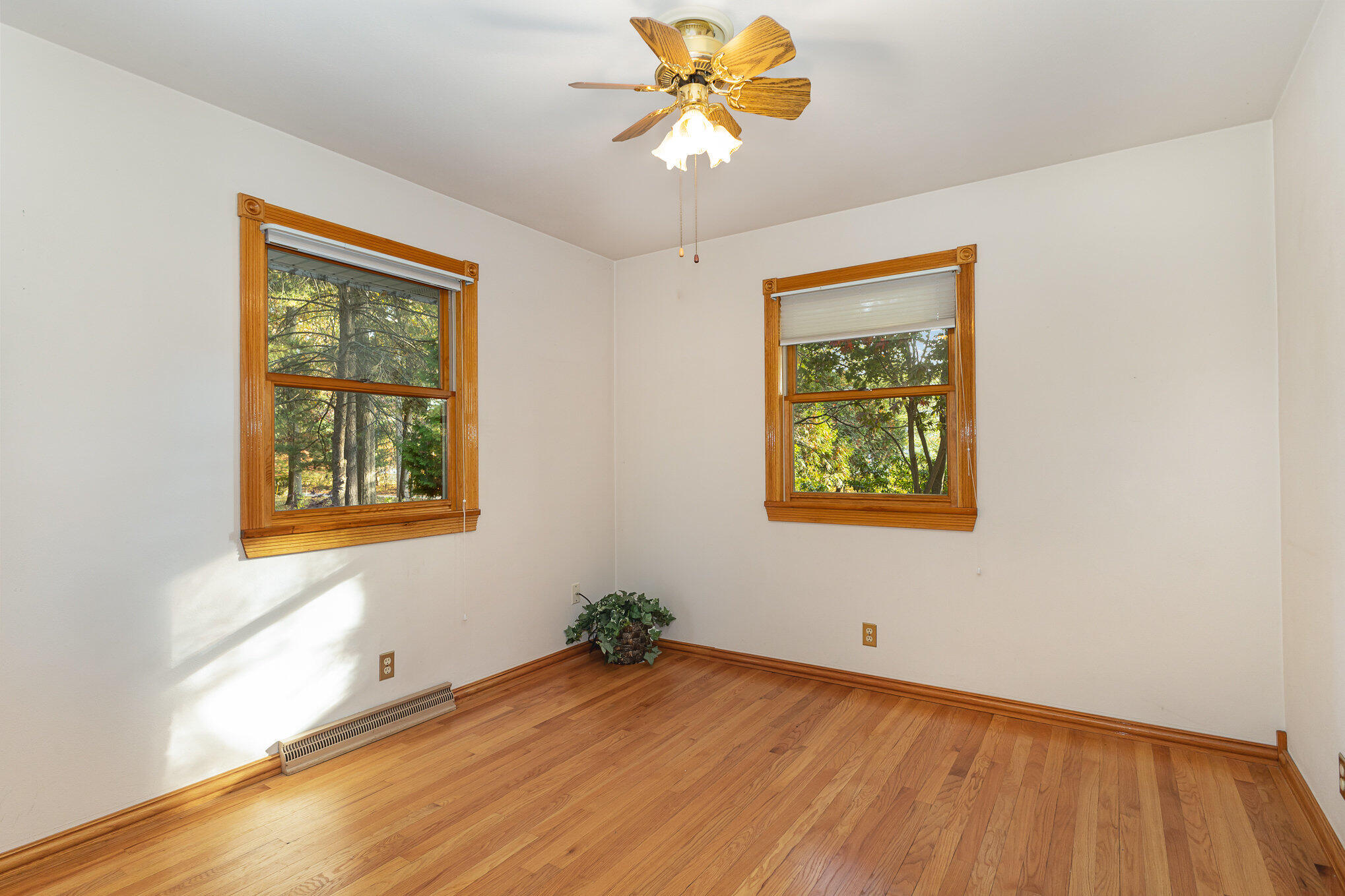 318 Menke Road Trail Creek, IN 46360 - Photo 16 of 26 2038x1359