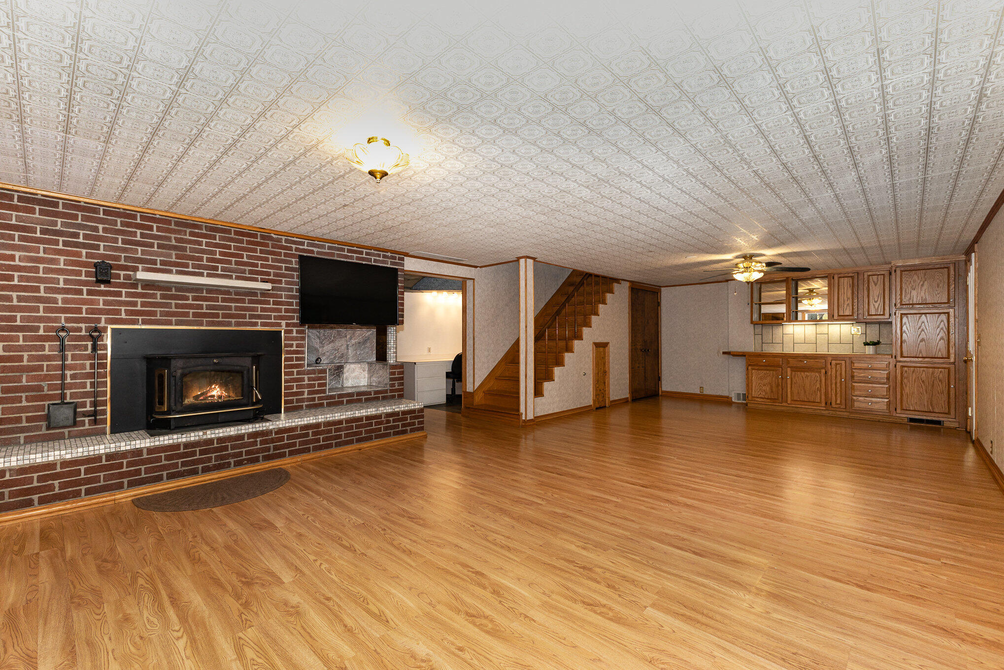 318 Menke Road Trail Creek, IN 46360 - Photo 17 of 26 2038x1359