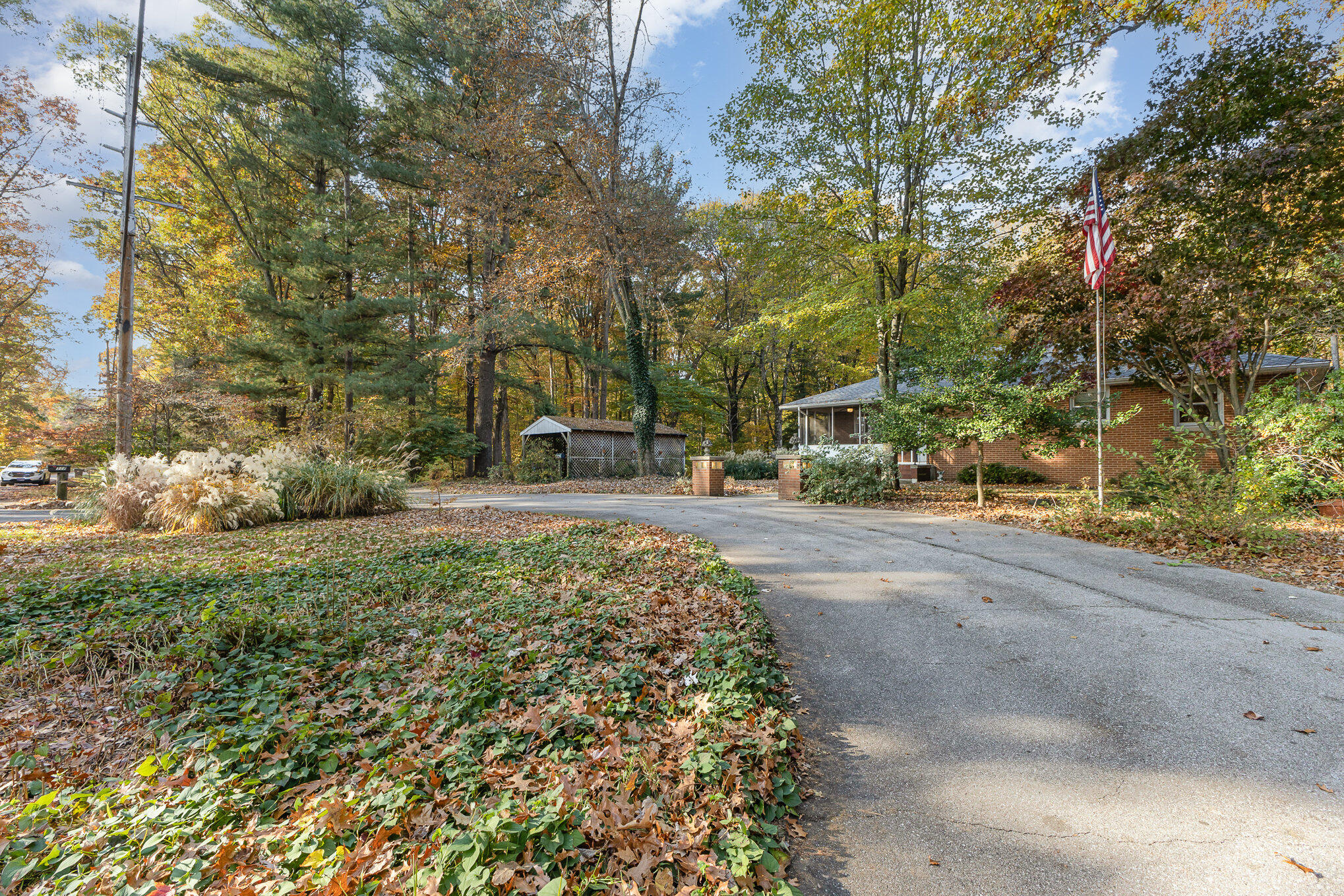 318 Menke Road Trail Creek, IN 46360 - Photo 3 of 26 2038x1359