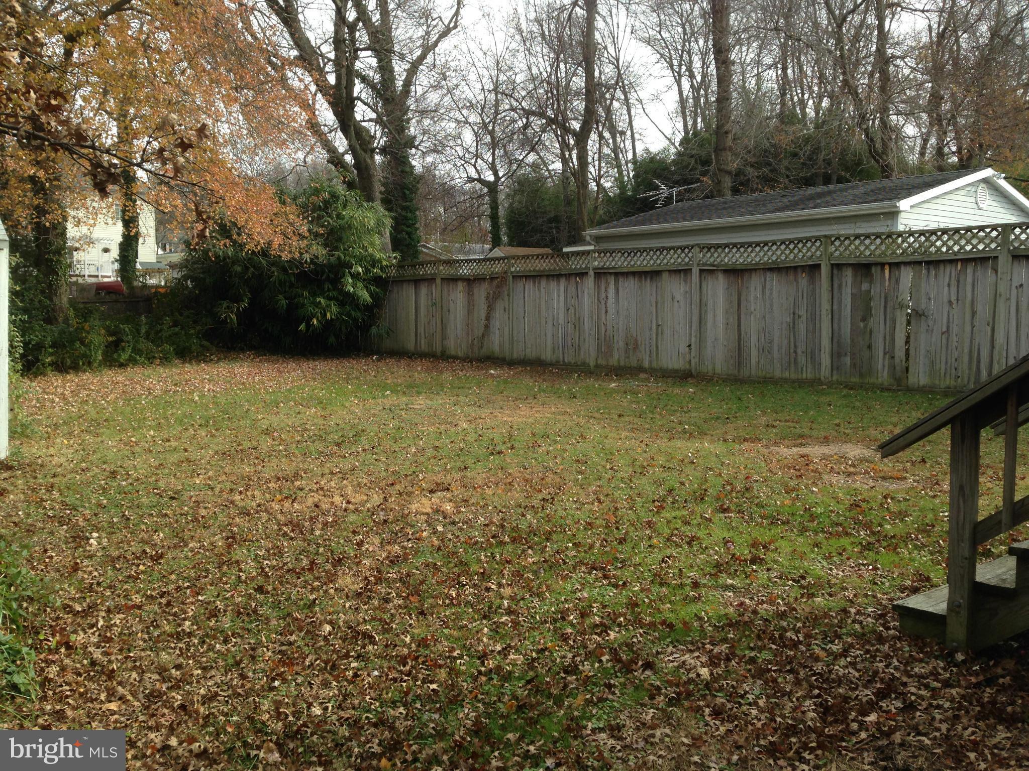 4021 Roberts Road Fairfax, VA 22032 - Photo 11 of 11 Exterior (Rear)