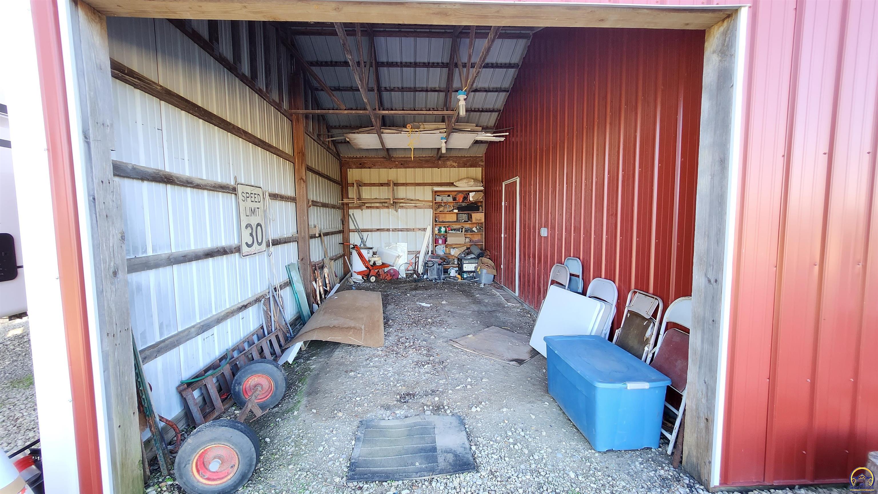 21787 S4 Road Holton, KS 66436 - Photo 32 of 72 Gallery Image 32