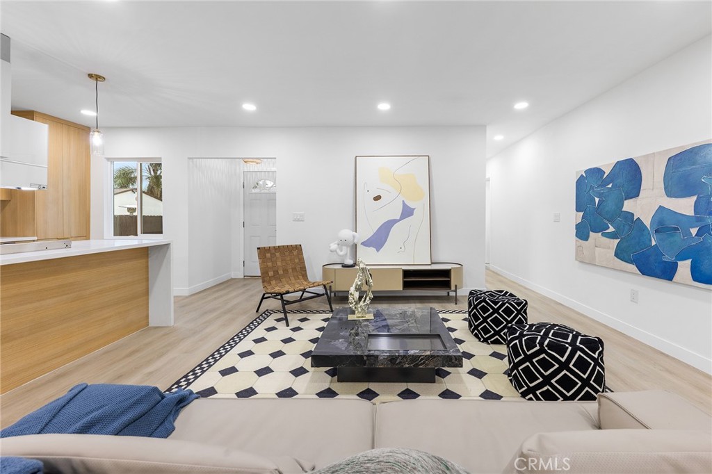 344 Pamela Road Monrovia, CA 91016 - Photo 14 of 64