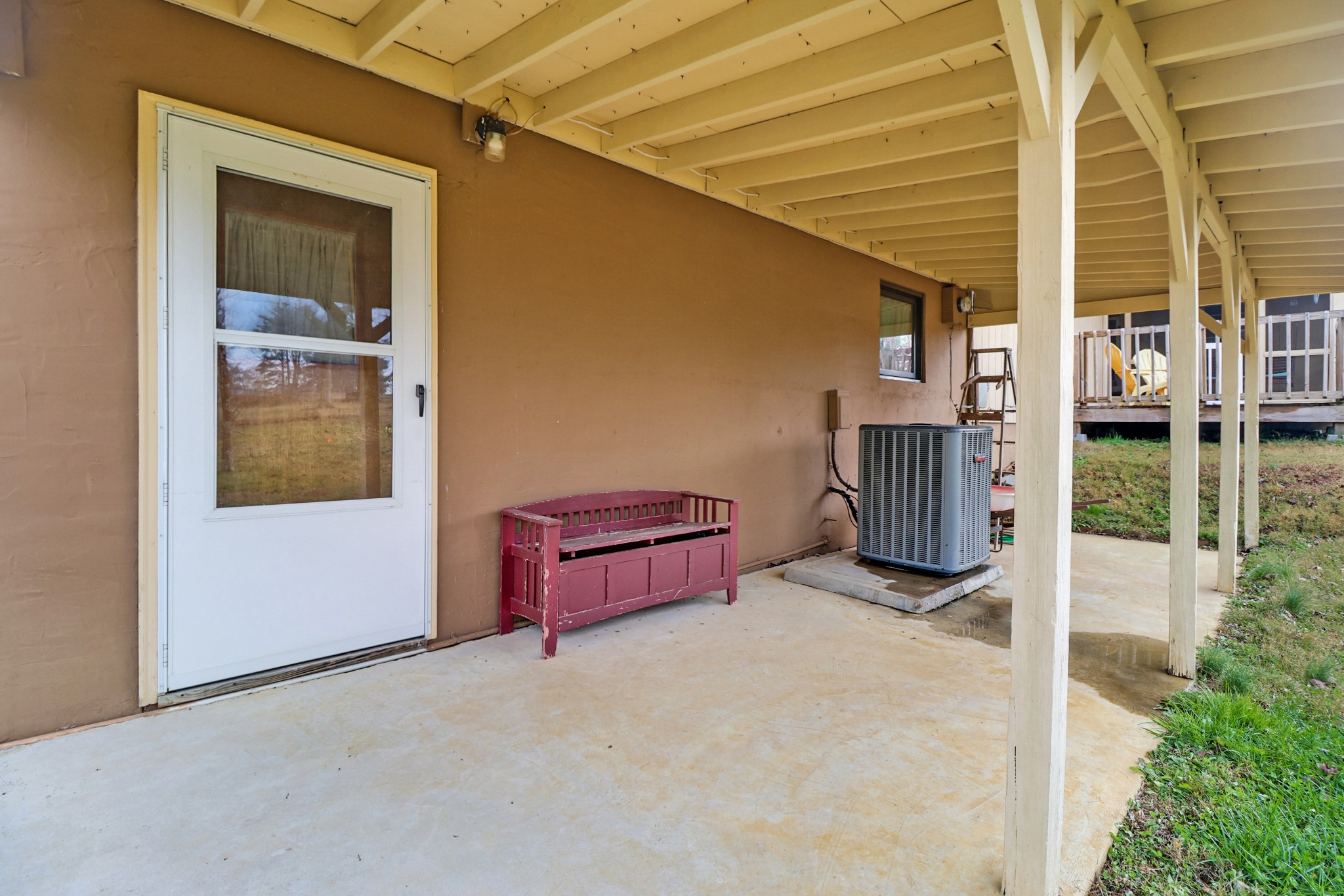 1209 Sequatchie Road Pikeville, TN 37367 - Photo 31 of 40 a view of livingroom with furniture