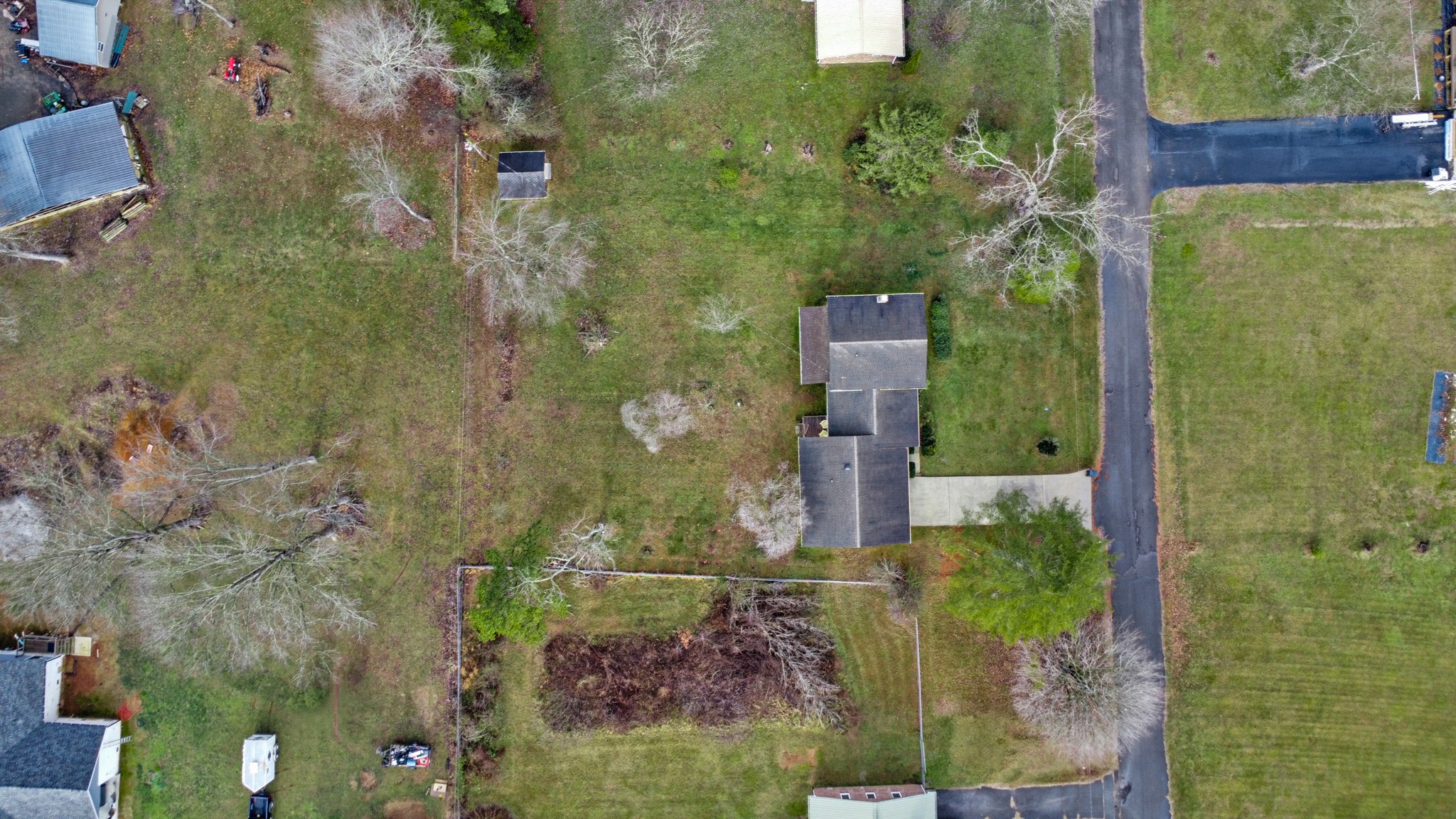 1209 Sequatchie Road Pikeville, TN 37367 - Photo 35 of 40 aerial view of a house