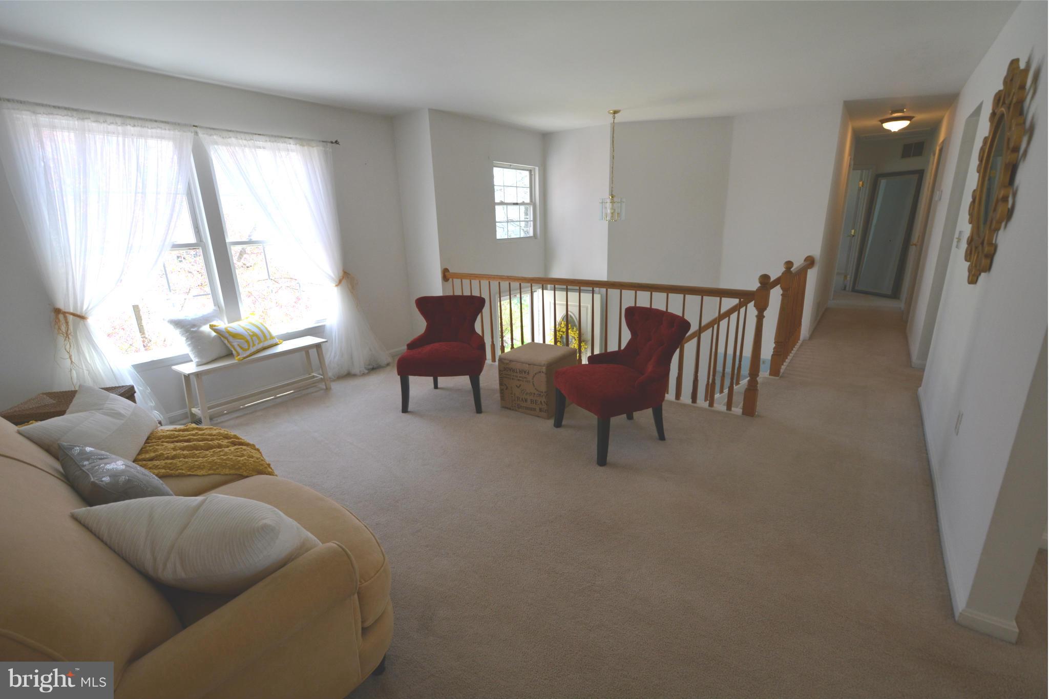 609 Davol Road Stevensville, MD 21666 - Photo 4 of 30 Living Room