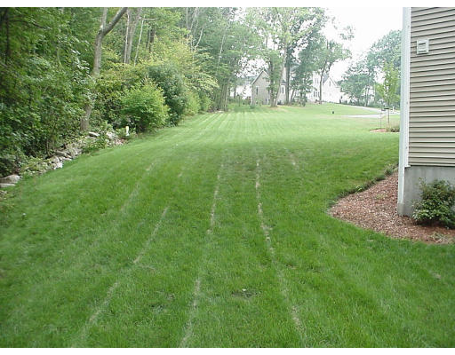 39 Boundary Stone Road Sutton, MA 01590 - Photo 3 of 18