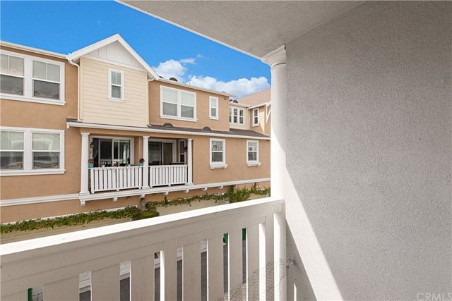 a house view with a outdoor space
