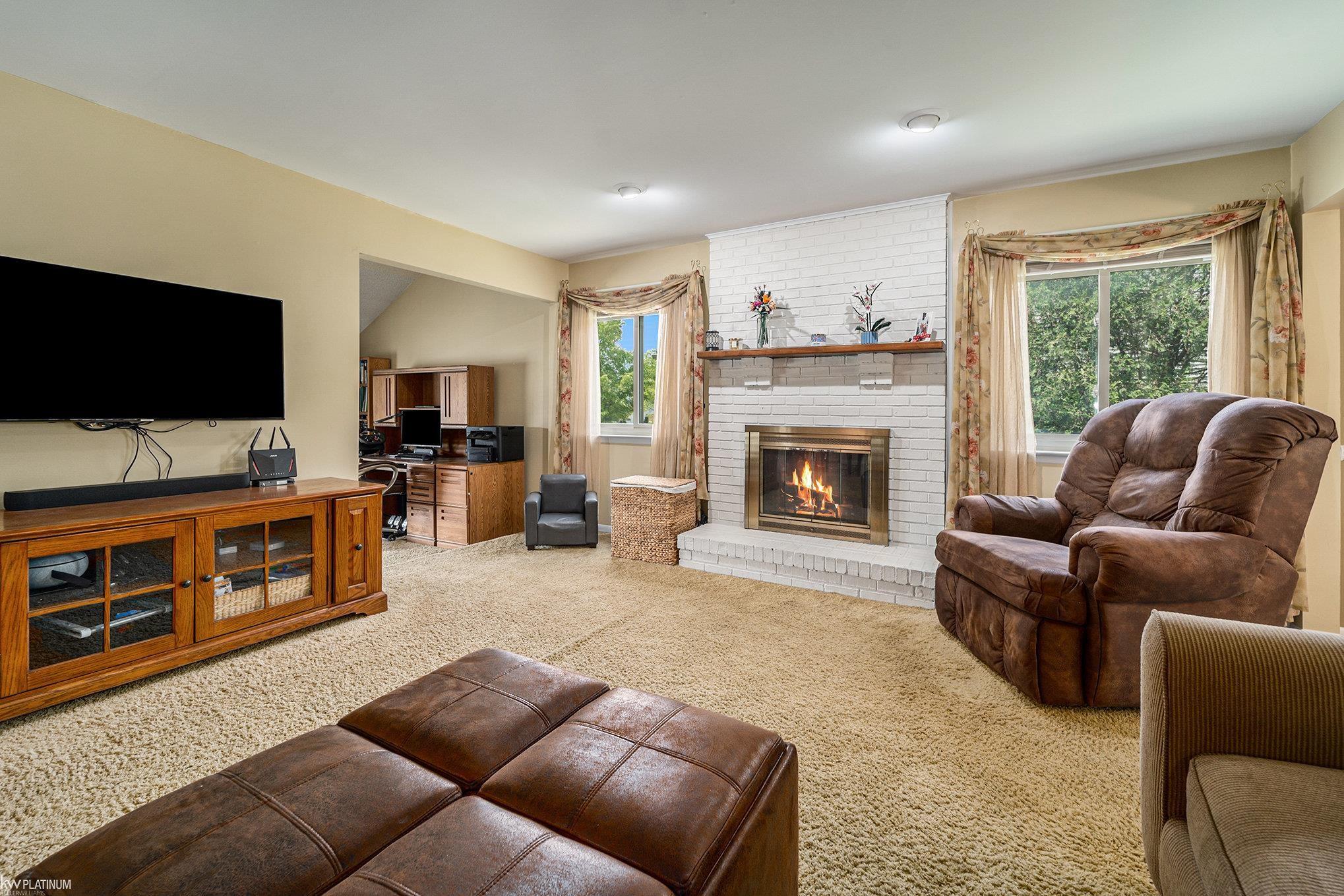 45114 Saltz Road Canton, MI 48187 - Photo 5 of 29