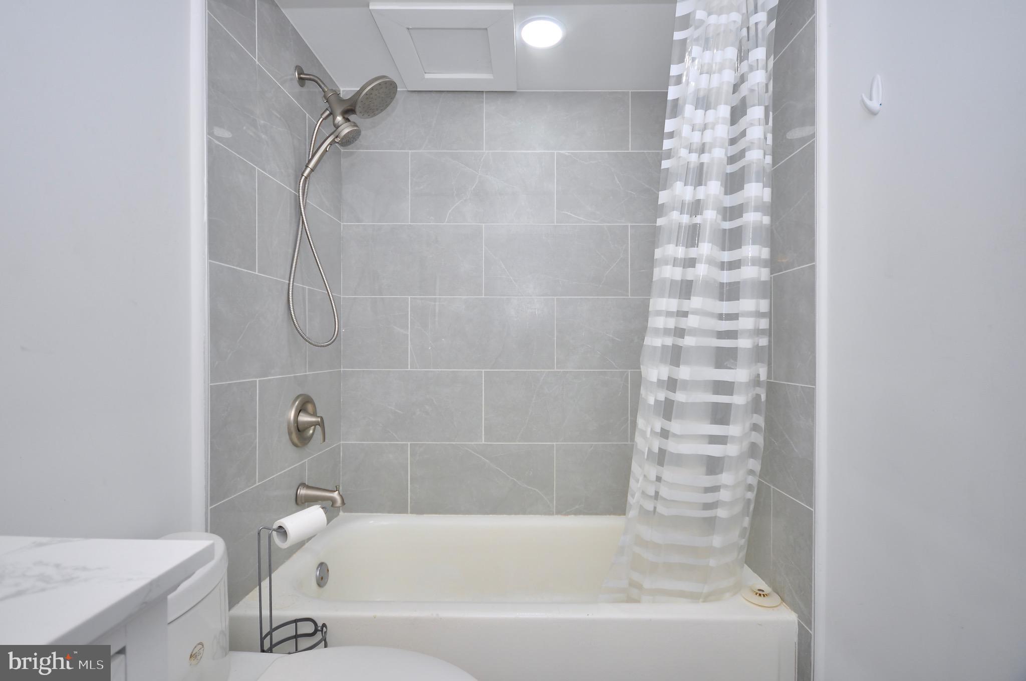 4000 Gypsy Lane, Unit 401D Philadelphia, PA 19129 - Photo 18 of 34