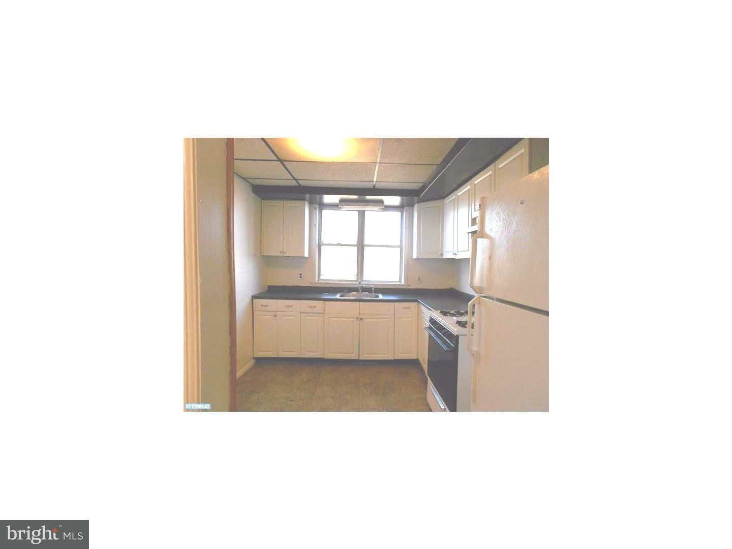 36 Springton Road Upper Darby, PA 19082 - Photo 5 of 10 Kitchen