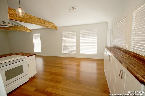 $2,450 | 101 Aribe Drive, San Antonio, TX 78216