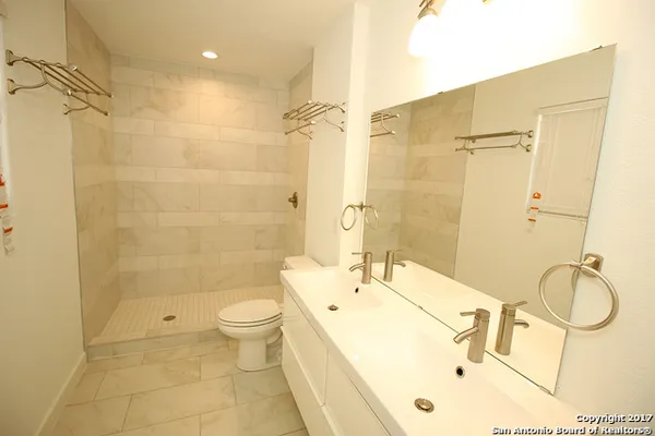 $2,450 | 101 Aribe Drive, San Antonio, TX 78216