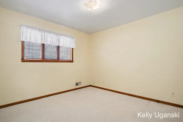 $264,900 | 2360 Grove Street, Muskegon, MI 49441