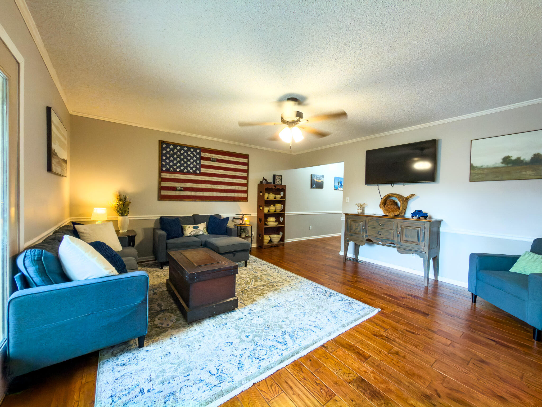 1717 North Friendship Road Paducah, KY 42001 - Photo 10 of 32 living room 1