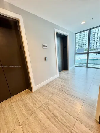 $335,000 | 140 South Dixie Highway, Unit 513, Hollywood, FL 33020